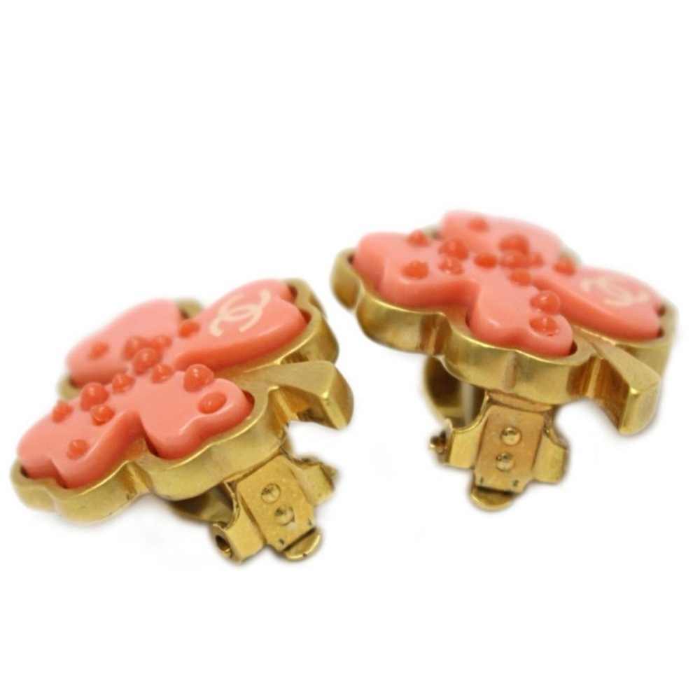 CHANEL CC Clover Clip On Earrings - Picture 6 of 12